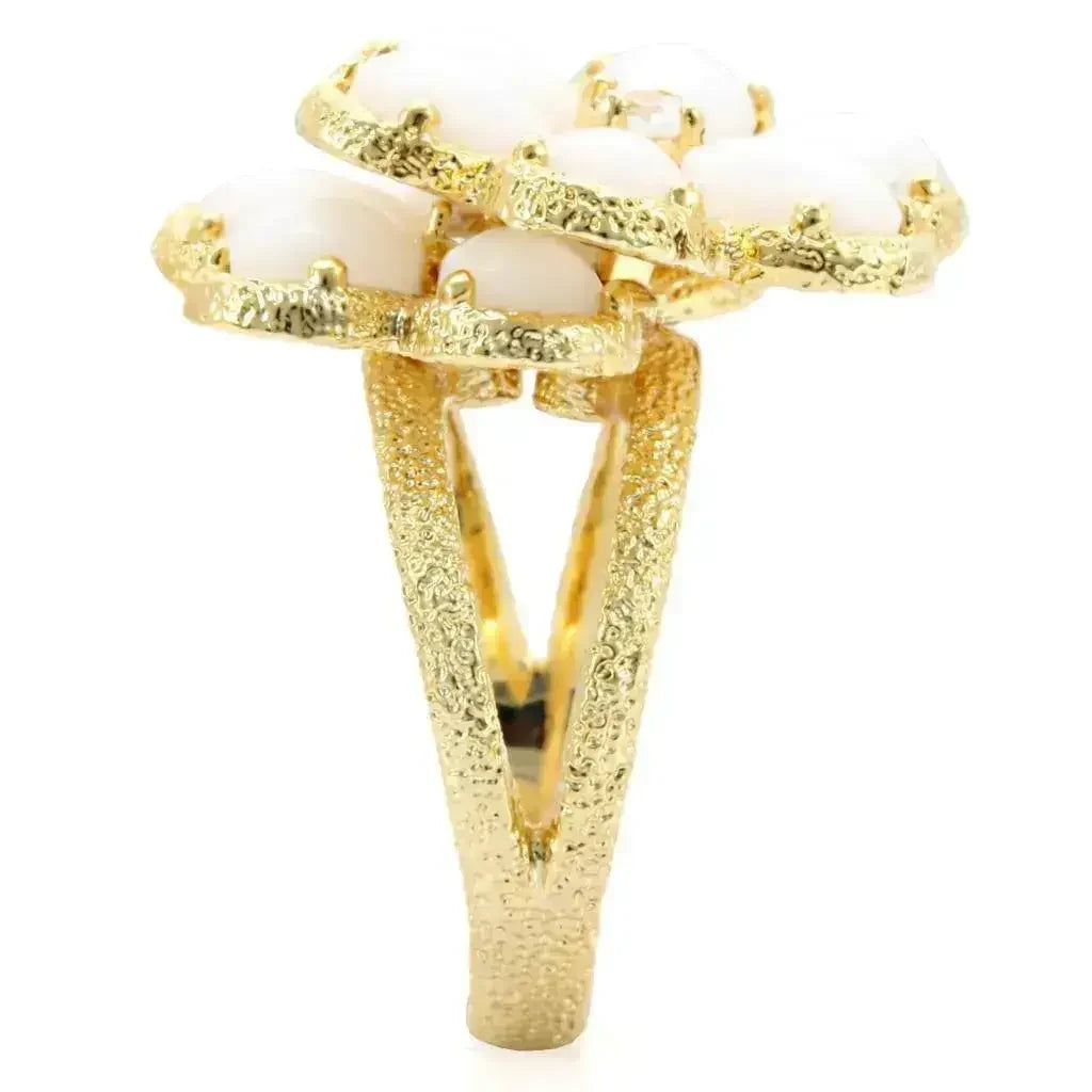 1W045 Gold Brass Ring – White Synthetic Glass Solitaire