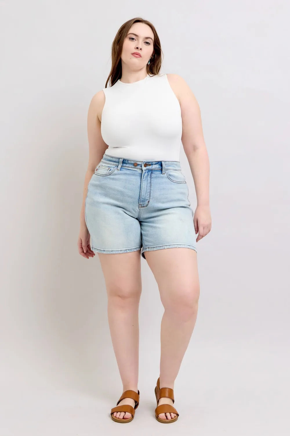 2 Button Denim Shorts with Pockets